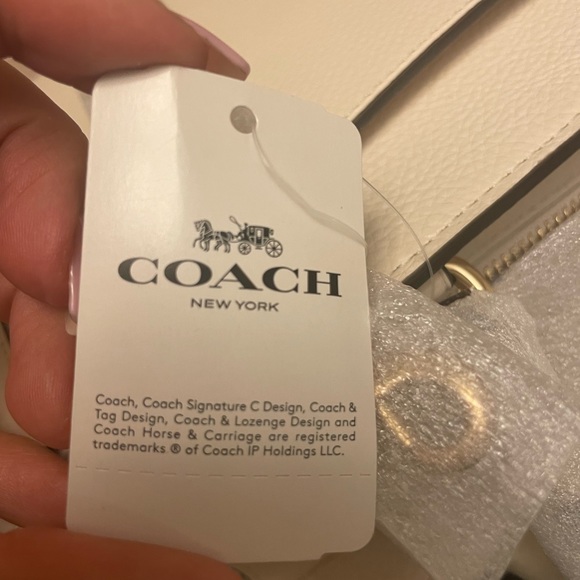 COACH bag. Brand new ivory bag - Picture 3 of 9